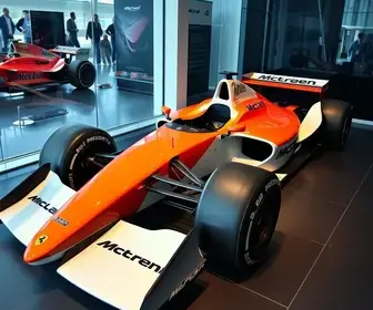 exposição da McLaren no Brás
